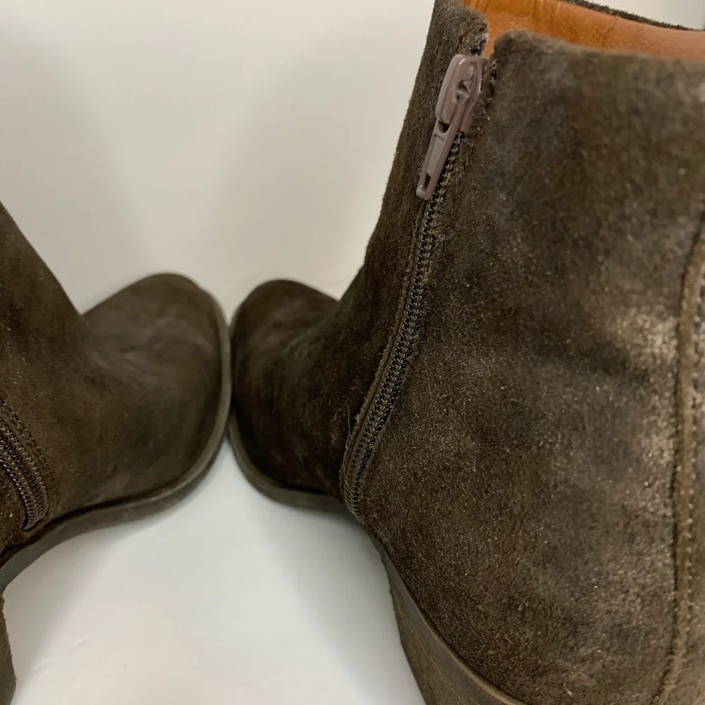 Lucky Brand Natania 9 medium bootie bracken suede zip moto western